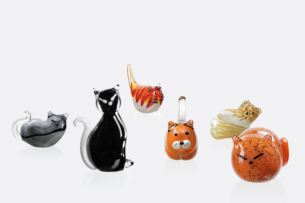 6 assorted glass cat figurines of different finishes and colors