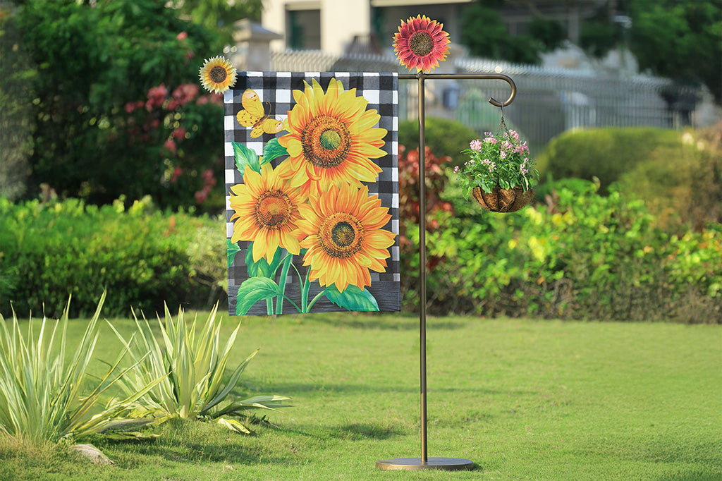 A flag stand of two sunflowers with a flag of sunflowers.
