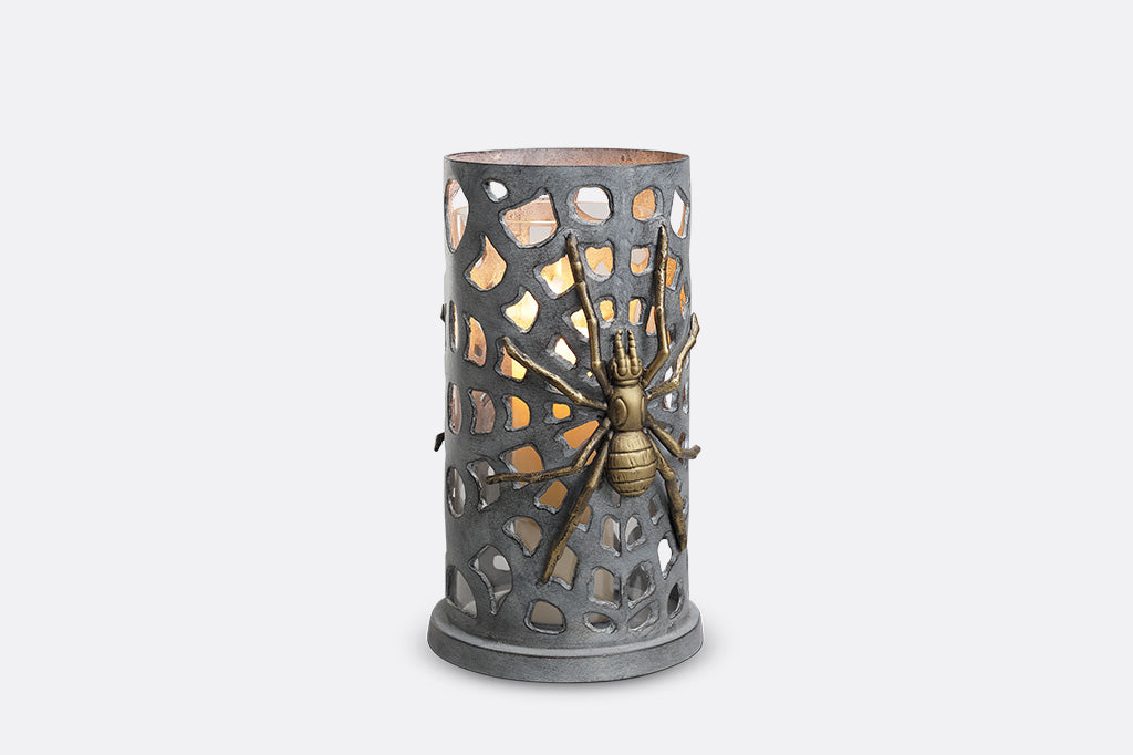 Widow's Whisper Hurricane Lantern