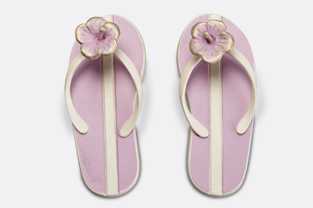 Light pink flip flop wall hook with pink and gold shimmer blossom detail 