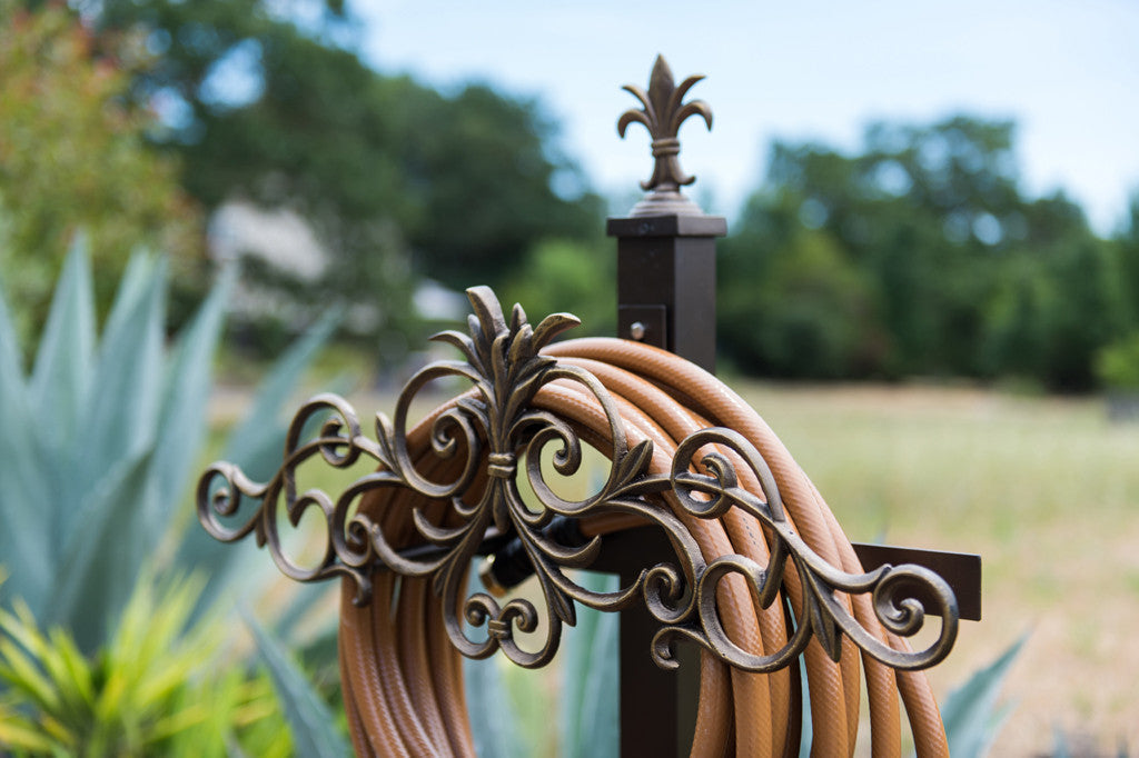 Alloro Hose Holder (Stake) Detail 1