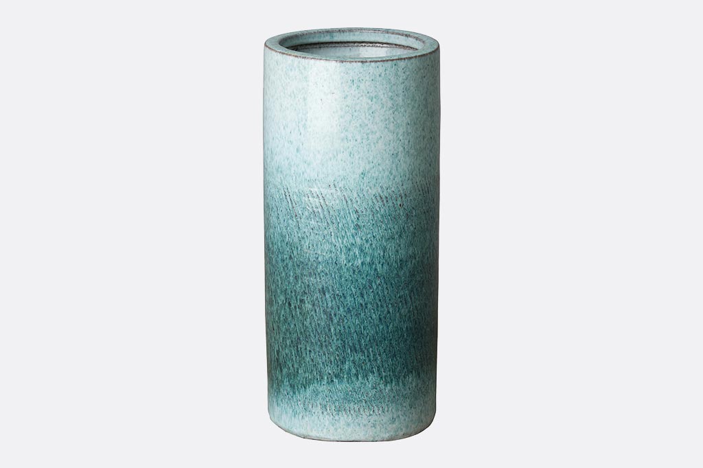 Bord de Mer Umbrella Stand has aqual and speckled finish
