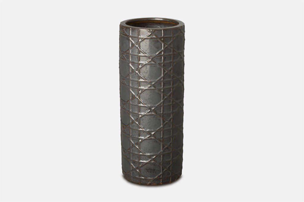 black umbrella stand of ceramic with lattice texture