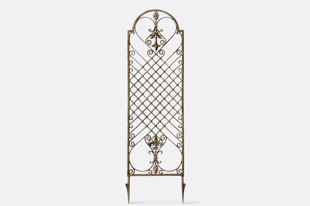 Fleur de Lys garden trellis