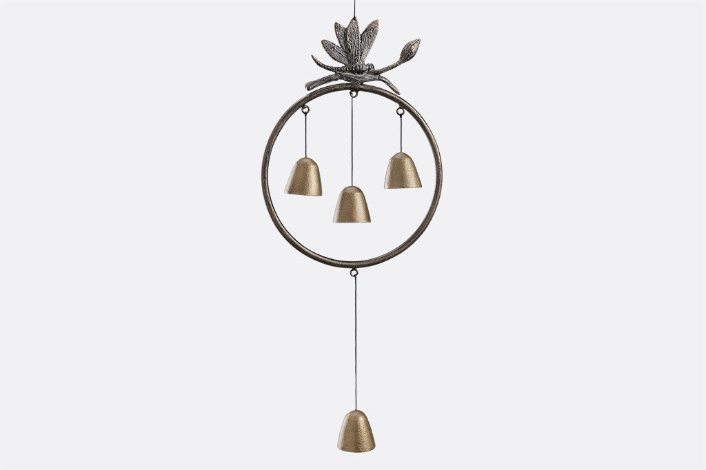 wind bells in circle with dragonfly and lily motif