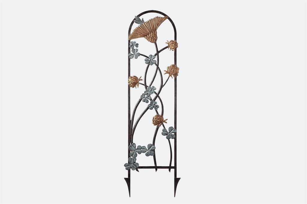 garden trellis with clover flower and leaf detailing