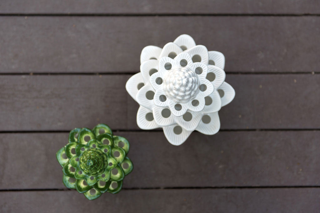 LG Artichoke Flower Arranger W