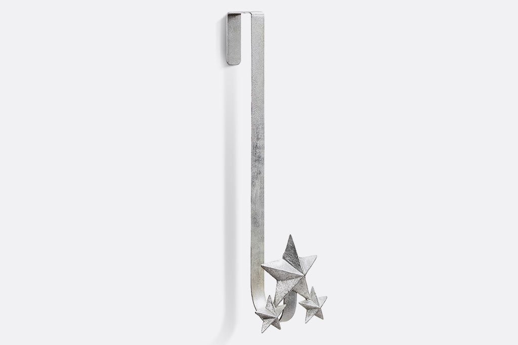 wreath hanger in silver finish with trio of 5-point stars