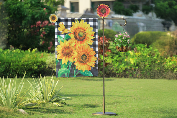 Crimson Blaze Flag & Planter Stand