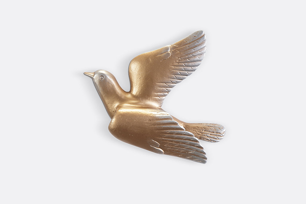 A set of 5 gold birds posed in flight.