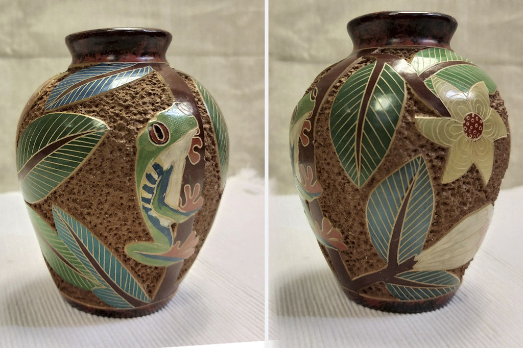 Tree Frog  Mini Art Vase